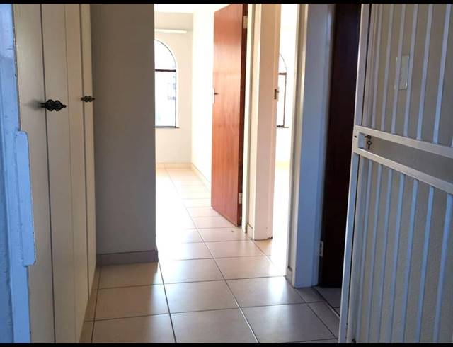 2 BEDROOM DUPLEX FOR SALE IN KEMPTON PARK EXT 05